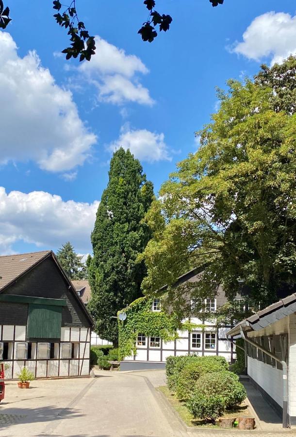 Hotel Gut Moschenhof デュッセルドルフ エクステリア 写真