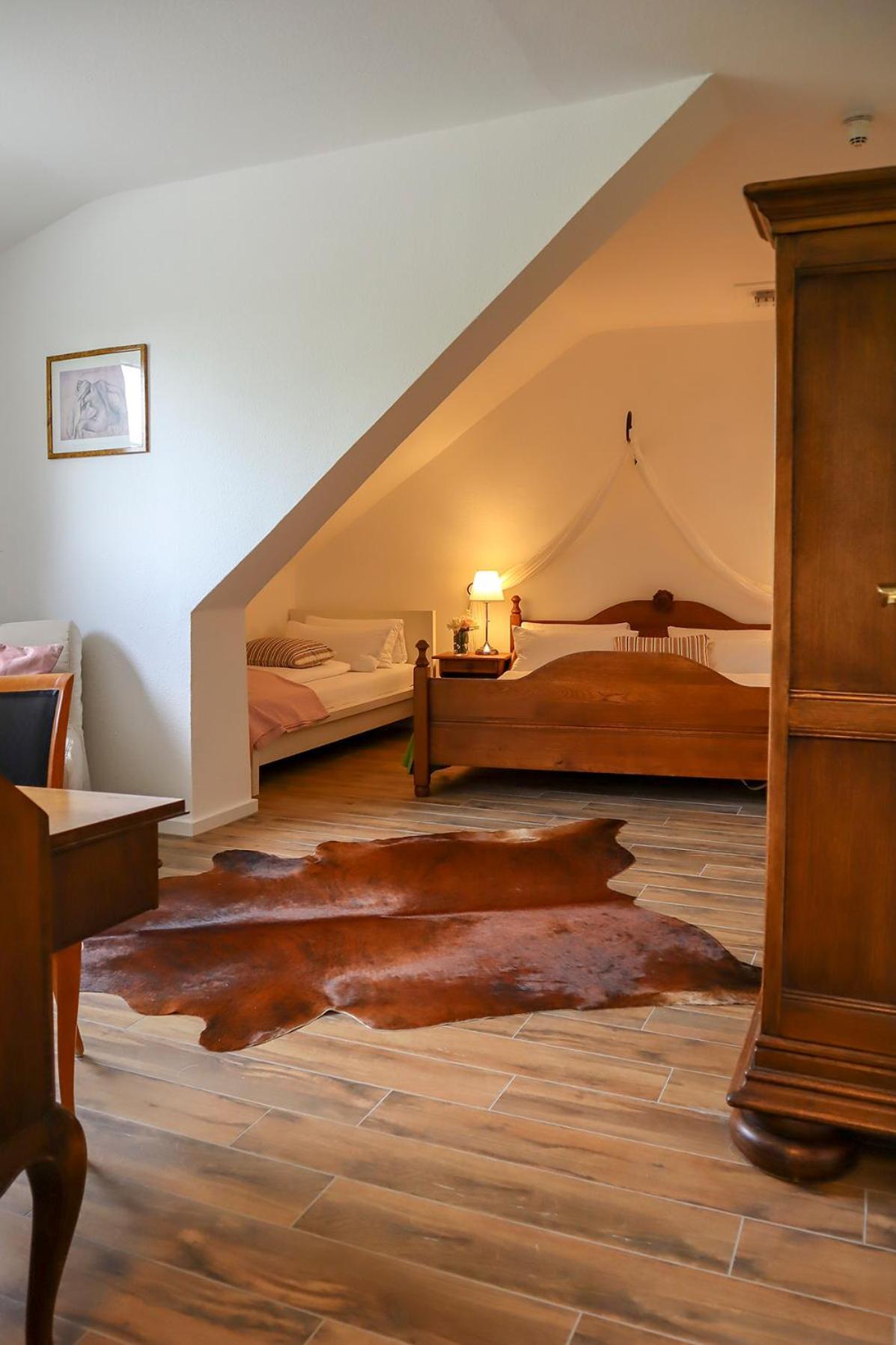 Hotel Gut Moschenhof デュッセルドルフ エクステリア 写真