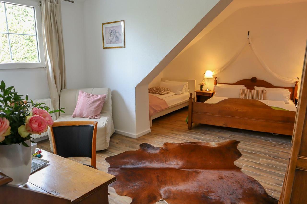 Hotel Gut Moschenhof デュッセルドルフ エクステリア 写真